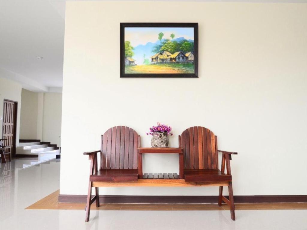 Juntima Boutique Hotel Phetchaburi Exteriör bild
